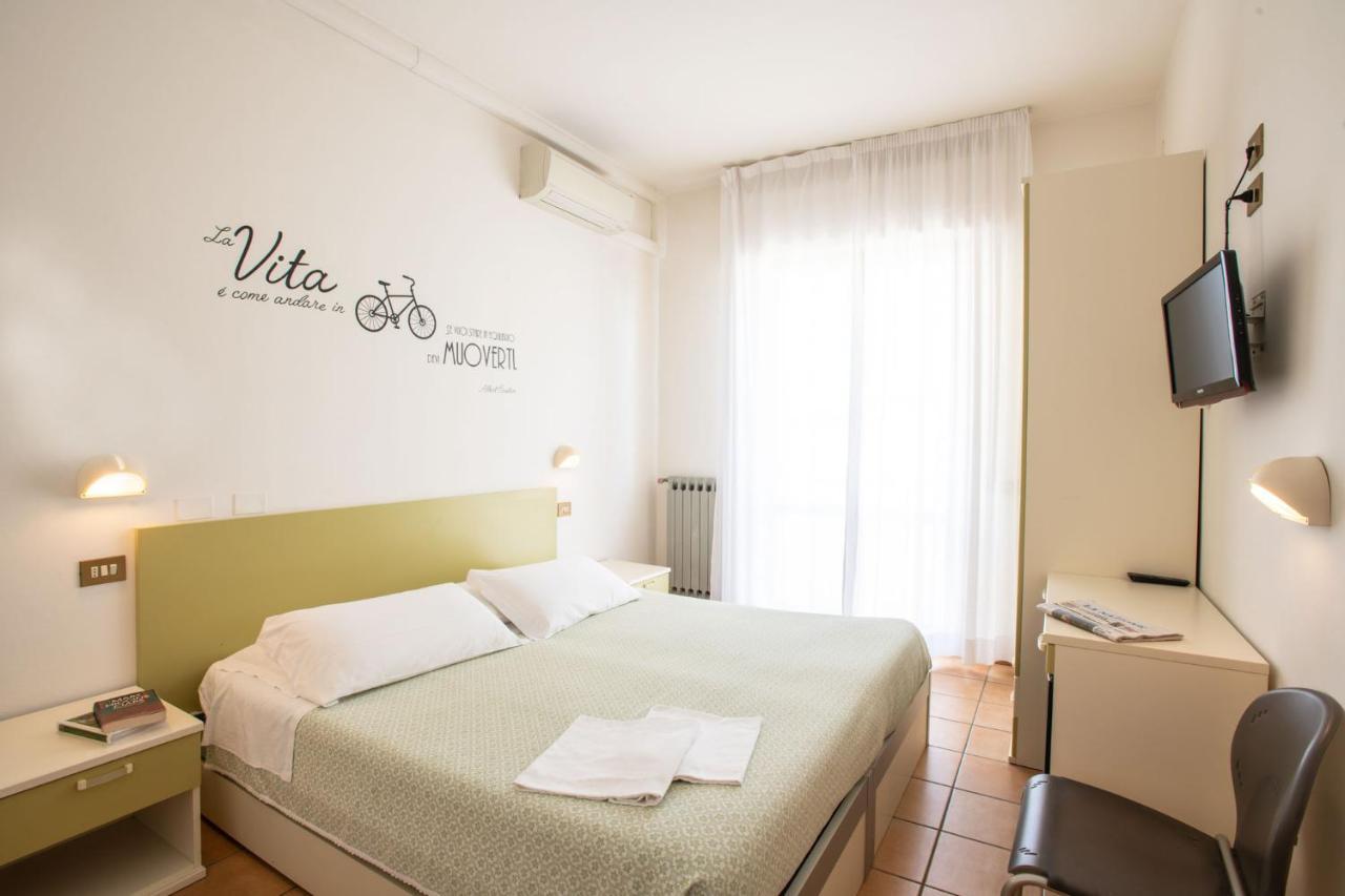 Eco-Hotel Edy Кьянчано-Терме Экстерьер фото