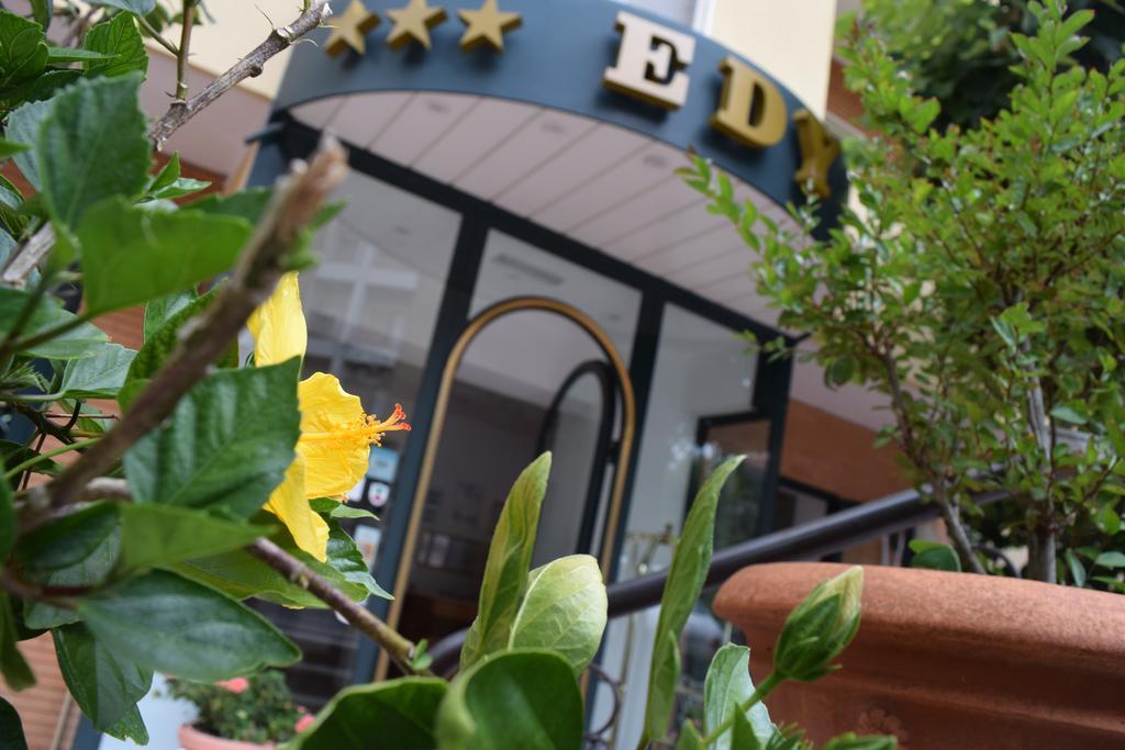 Eco-Hotel Edy Кьянчано-Терме Экстерьер фото